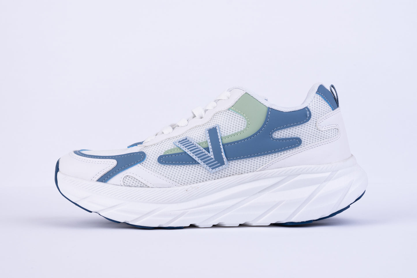 AeroStep Breeze Sneakers