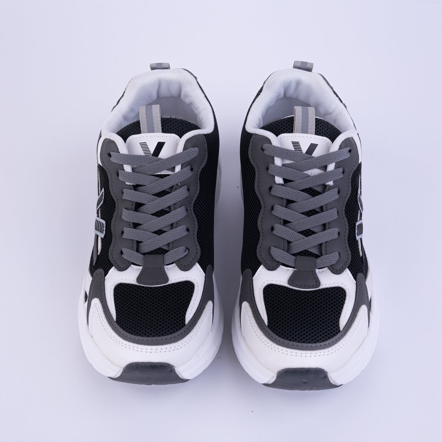 AeroStep Breeze Sneakers