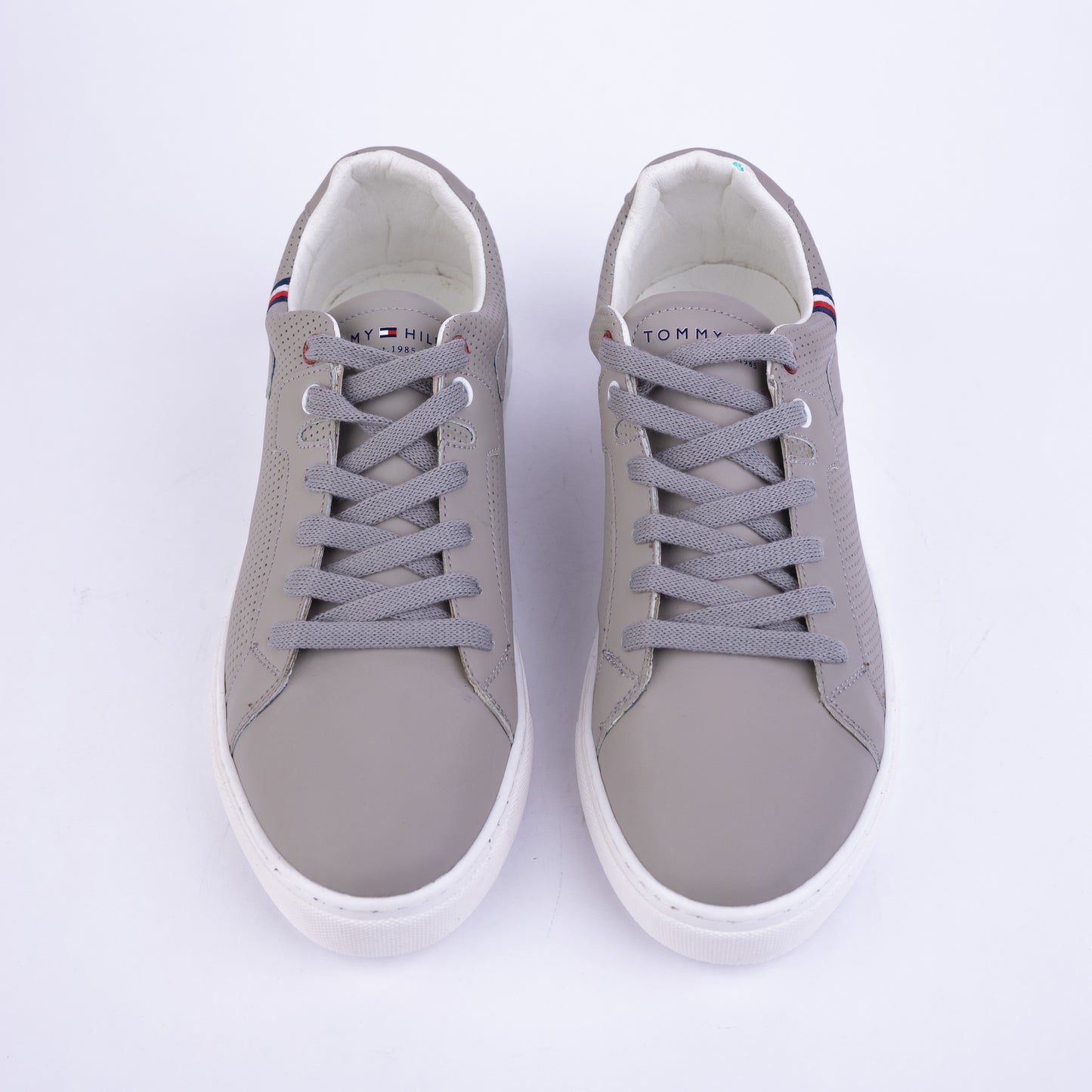 UrbanCore Classic Sneakers