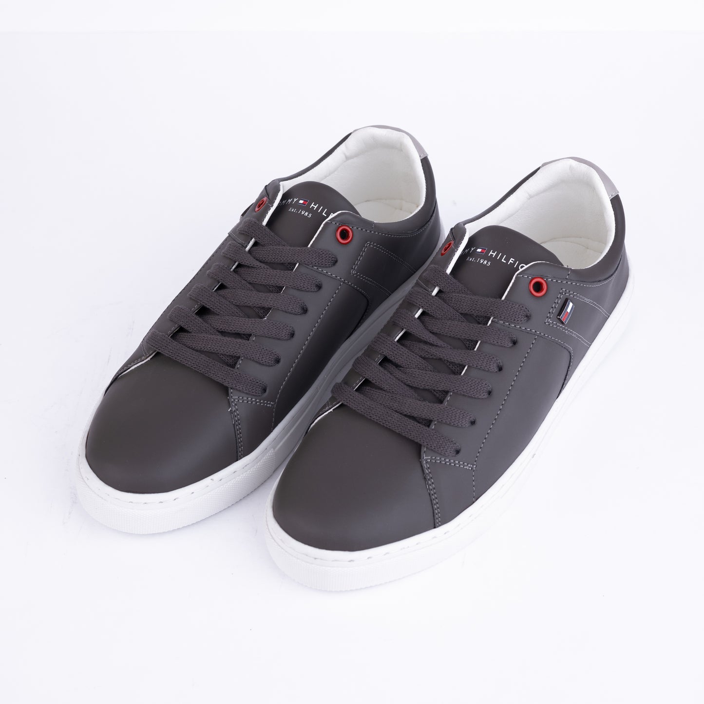 Classic Streetwear Sneakers