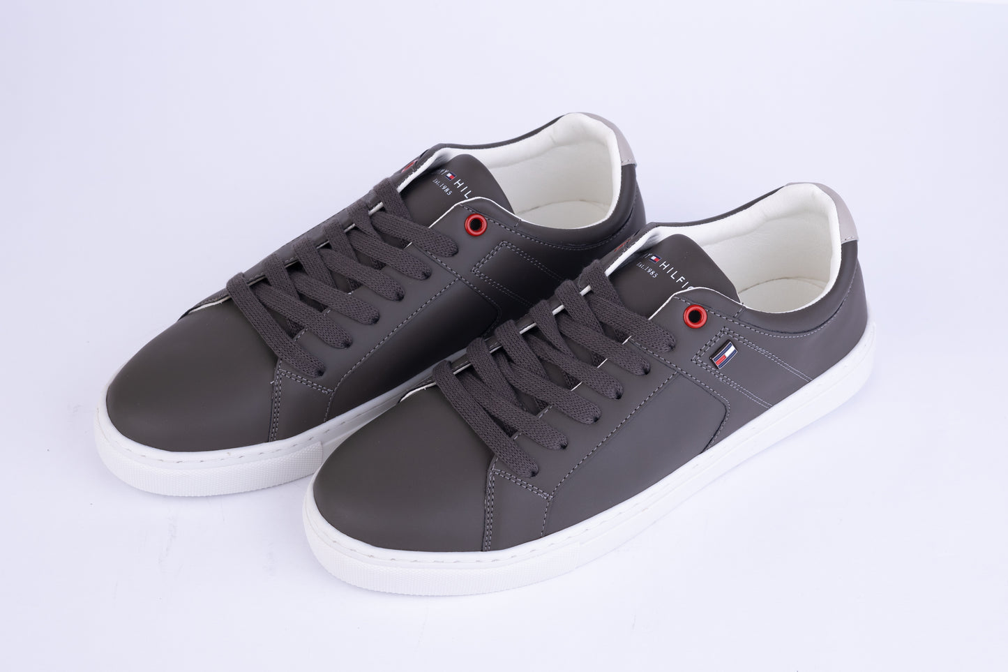 Classic Streetwear Sneakers
