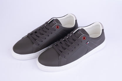 Classic Streetwear Sneakers